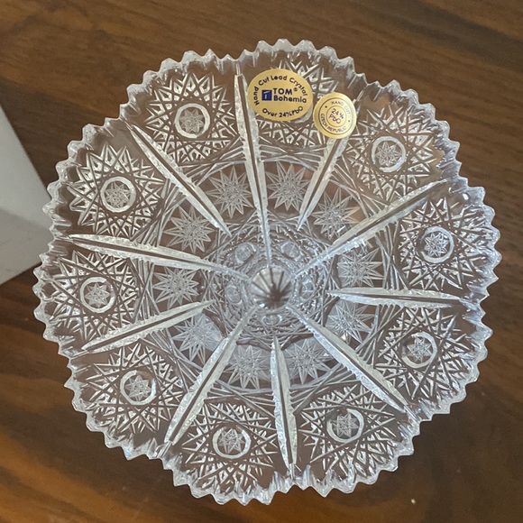 New in box Tom Bohemia Crystal hand cut bud vase - Picture 2 of 5